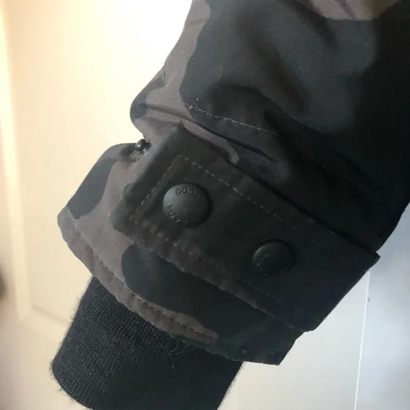 Canada Goose black label - Picture 2 of 7